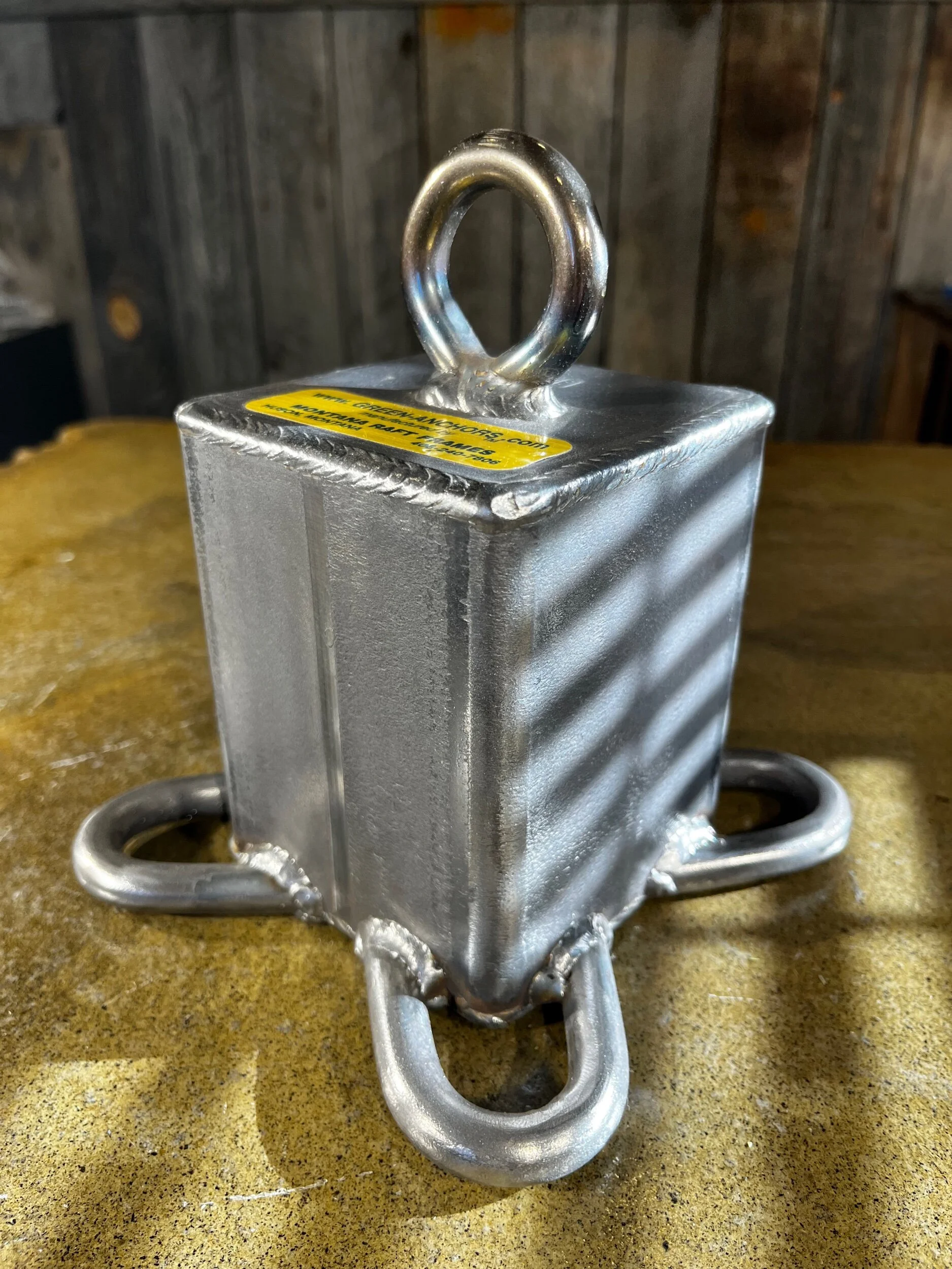 3A1B6C49-168B-4311-8975-833FE9CA2233