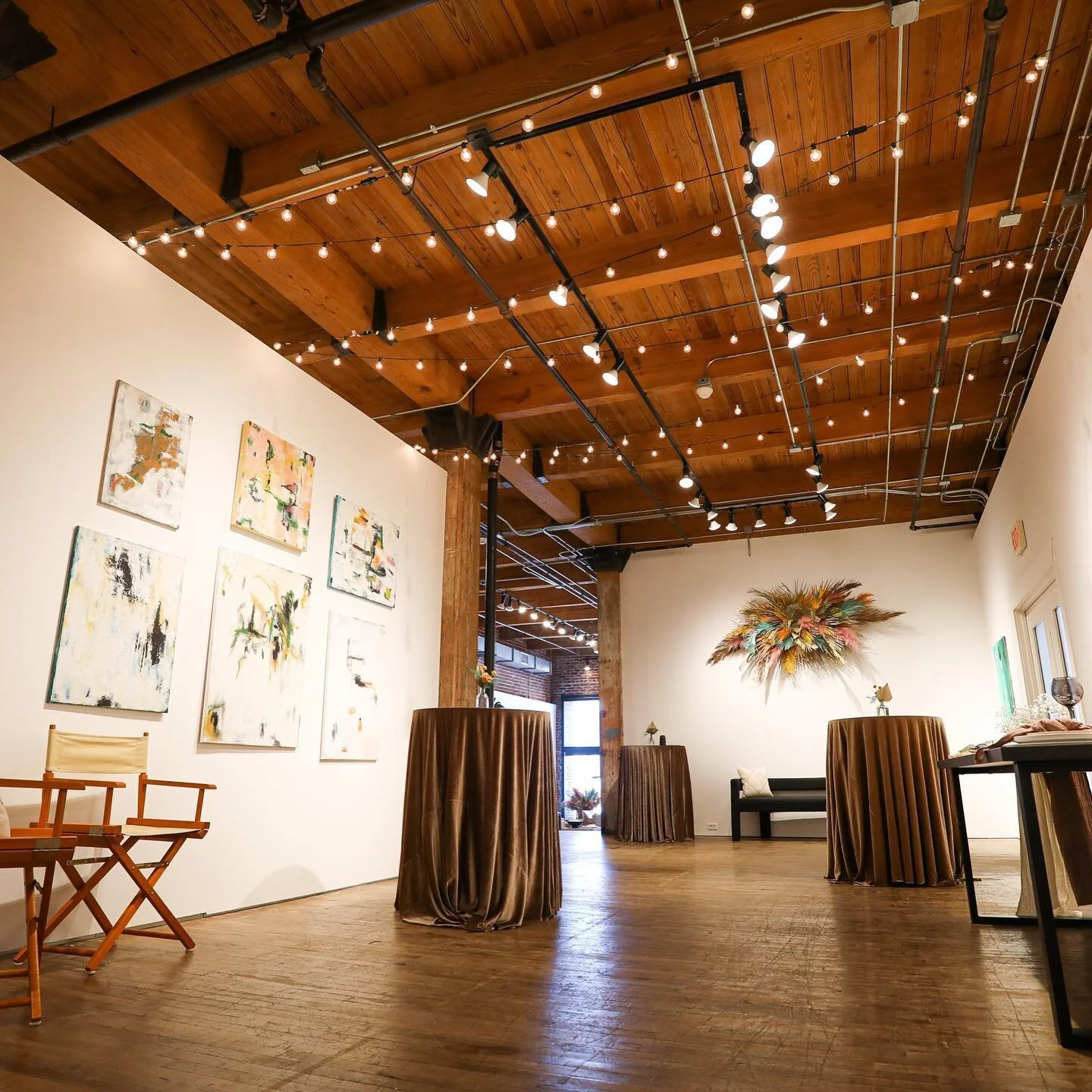 Friends, come gather with us!

Planning a shower, intimate dinner, corporate meeting, or other small event? Gather at Citrus Table and enjoy:

- 600 sf of open space with 14' ceilings
- Seating up to 30, or 40-50 reception style
- Modern dinnerware, 