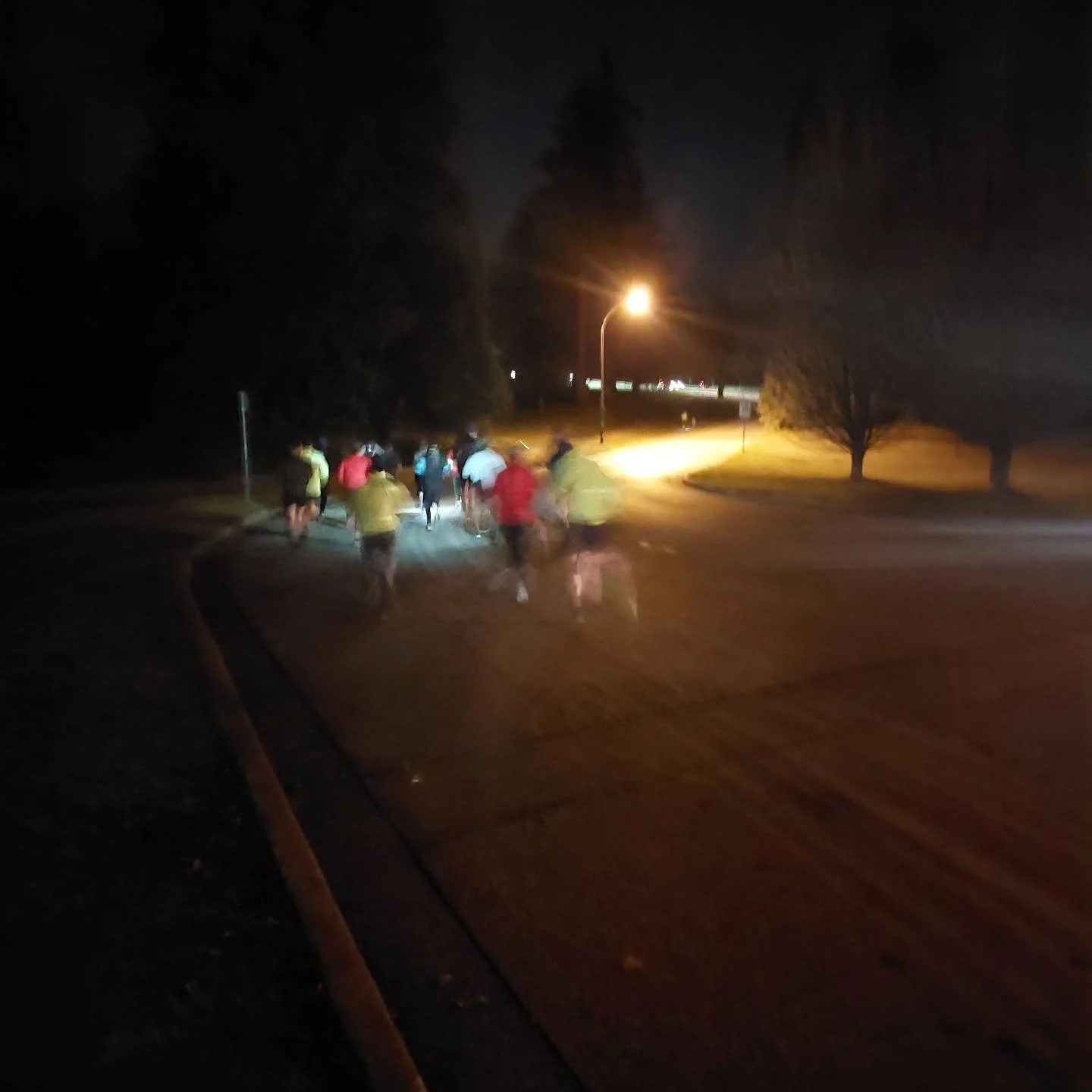 Track Tuesday

Hello! Hope you enjoyed a nice stretch of sunny and cold weather before the rain comes back tonight. Congrats to Anthony and his pacer Gabriel, who ran the Miami Marathon on the weekend, and congrats to anyone who ran Cobble Hill 10k o