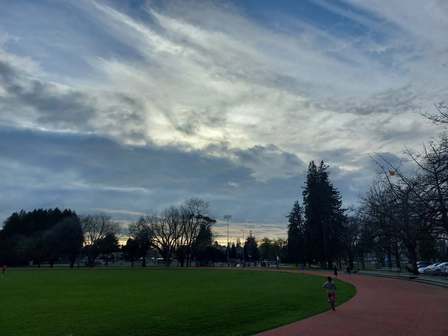 Track Tuesday 

We all thought that winter was gone... well, we may be in for a surprise tomorrow! It's been over a year since we had a session under snow &amp; sleet so who knows? Come prepared for the weather and bring your headlamp too - yes we ch
