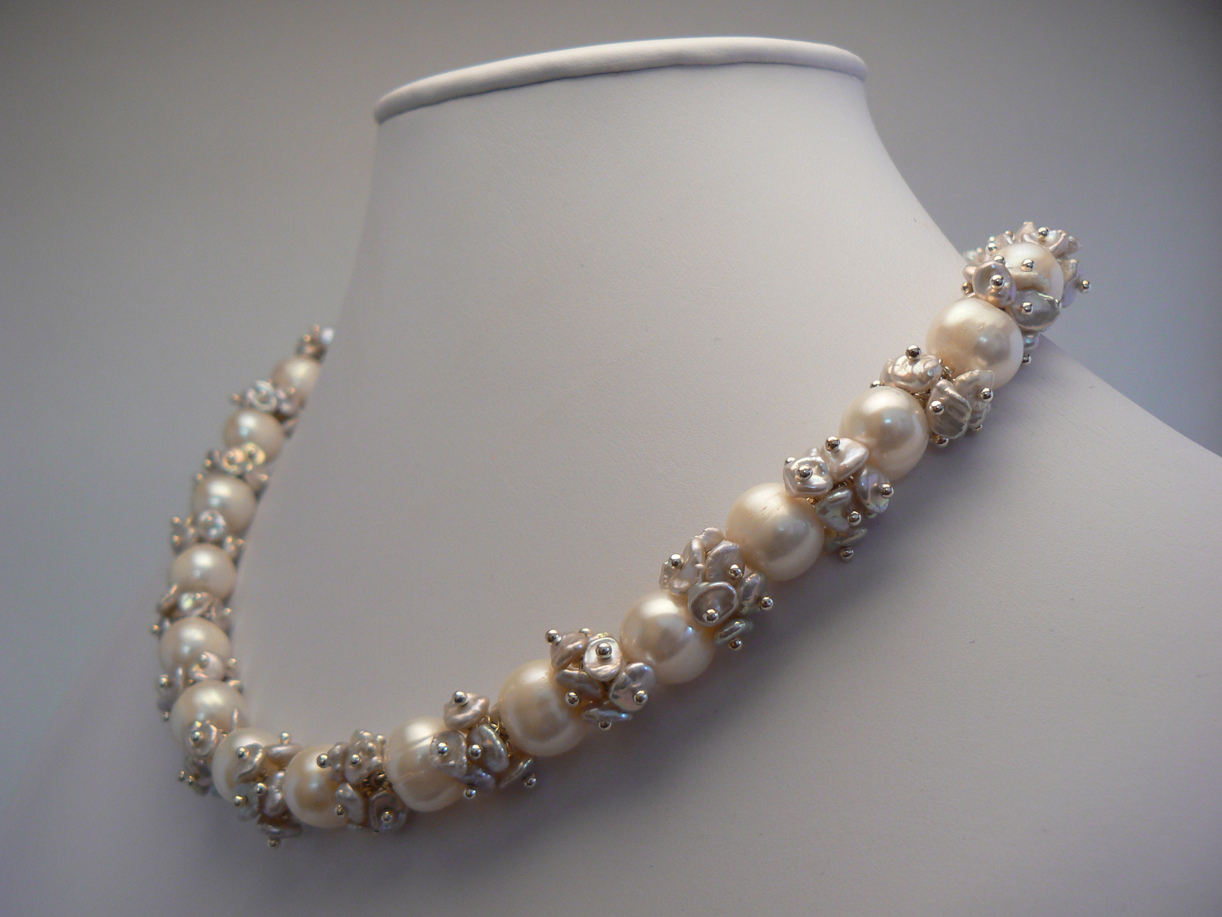 Pretty Pearl Necklace