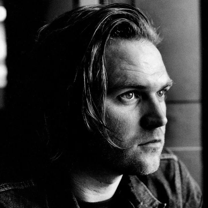 04_Stephen+Dupont_grayscale.jpg