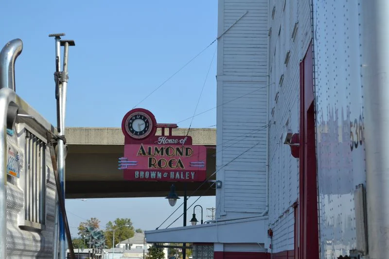 Eaglemount Rockeries Almond Roca Sign Vintage Roadside