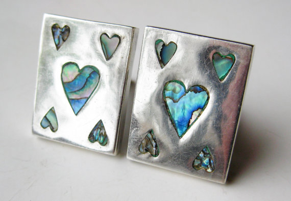You can purchase these vintage cuff links for $64- from SoCalJewelBox