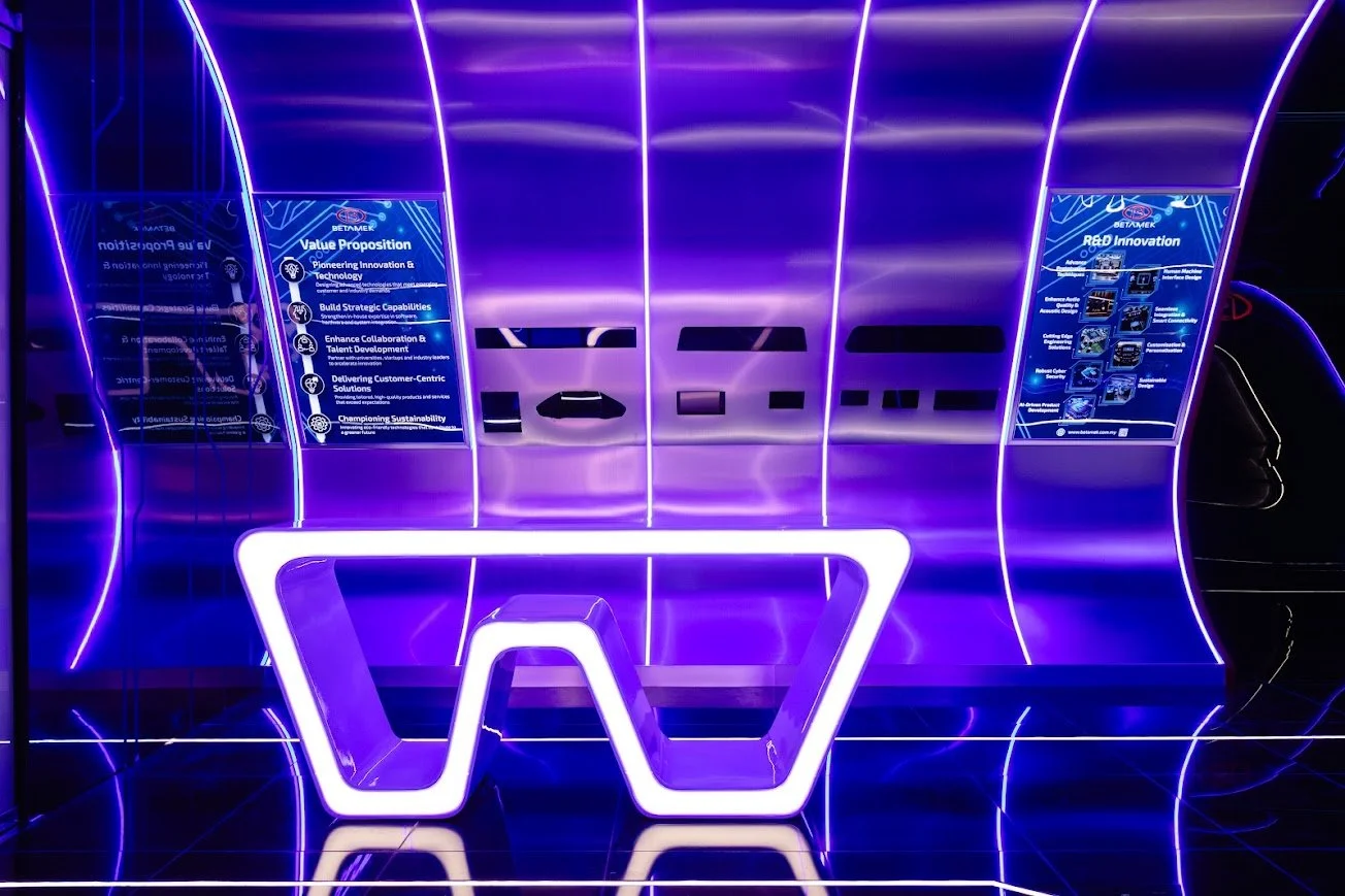 TACKOR BETAMEK 2.jpg