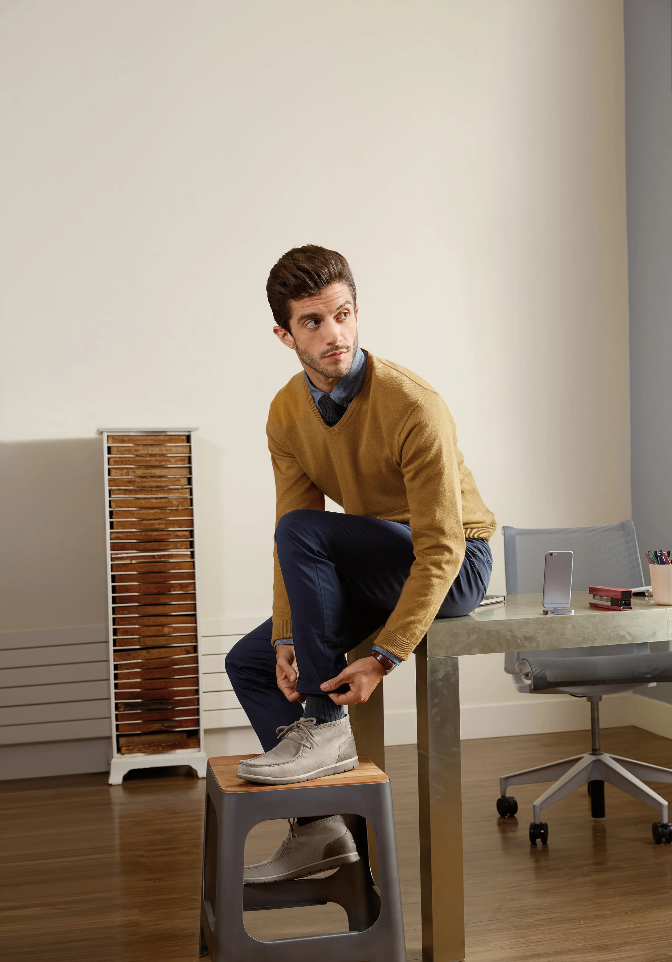 UGG_COVER.jpg