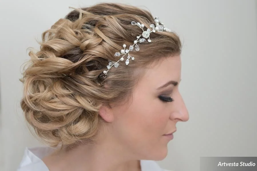 Florez_Florez_Artvesta_Studio_JessicaAndresBridePreparations01TAT6988Edit_low_preview.jpeg