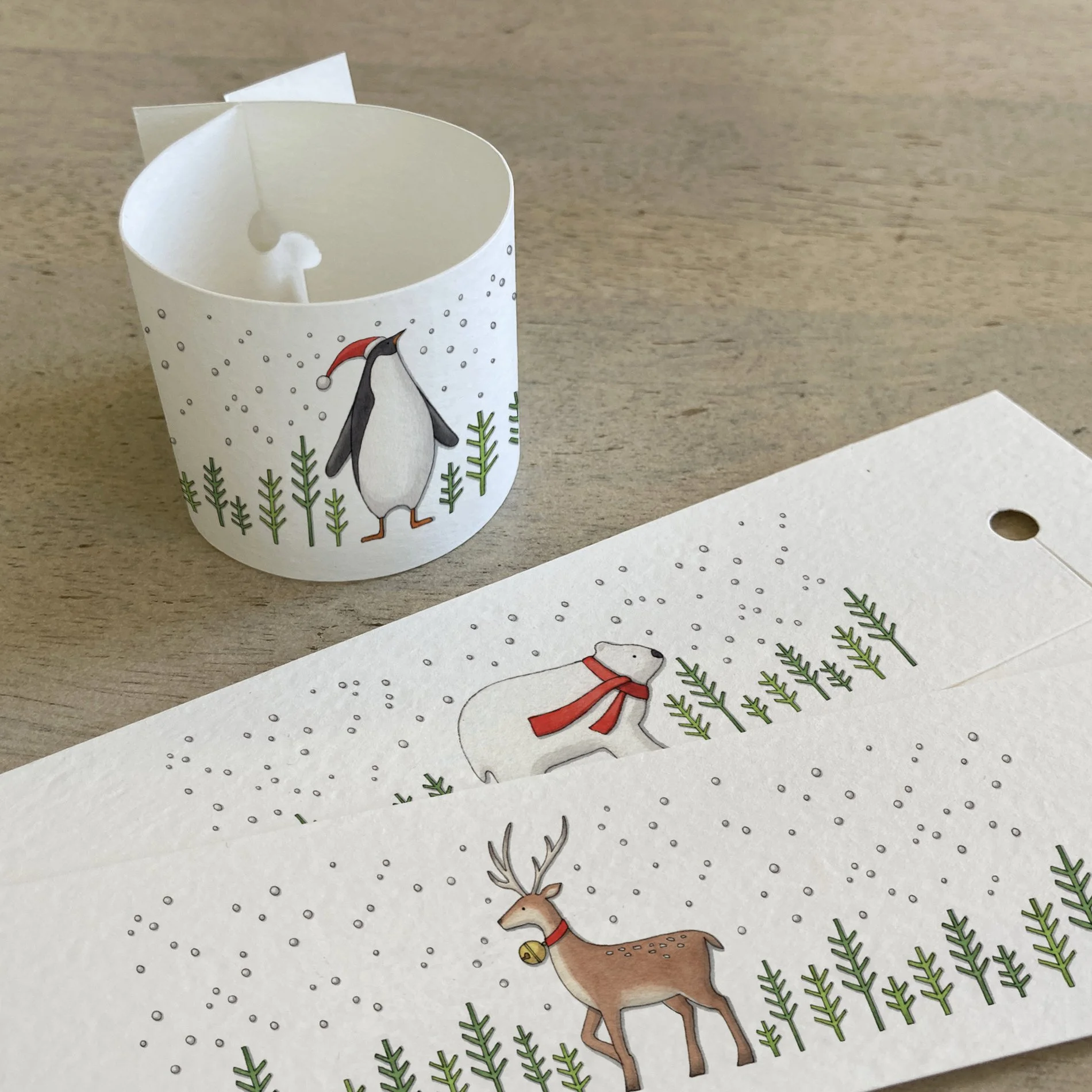 X'mas Animals_roll_front.jpg