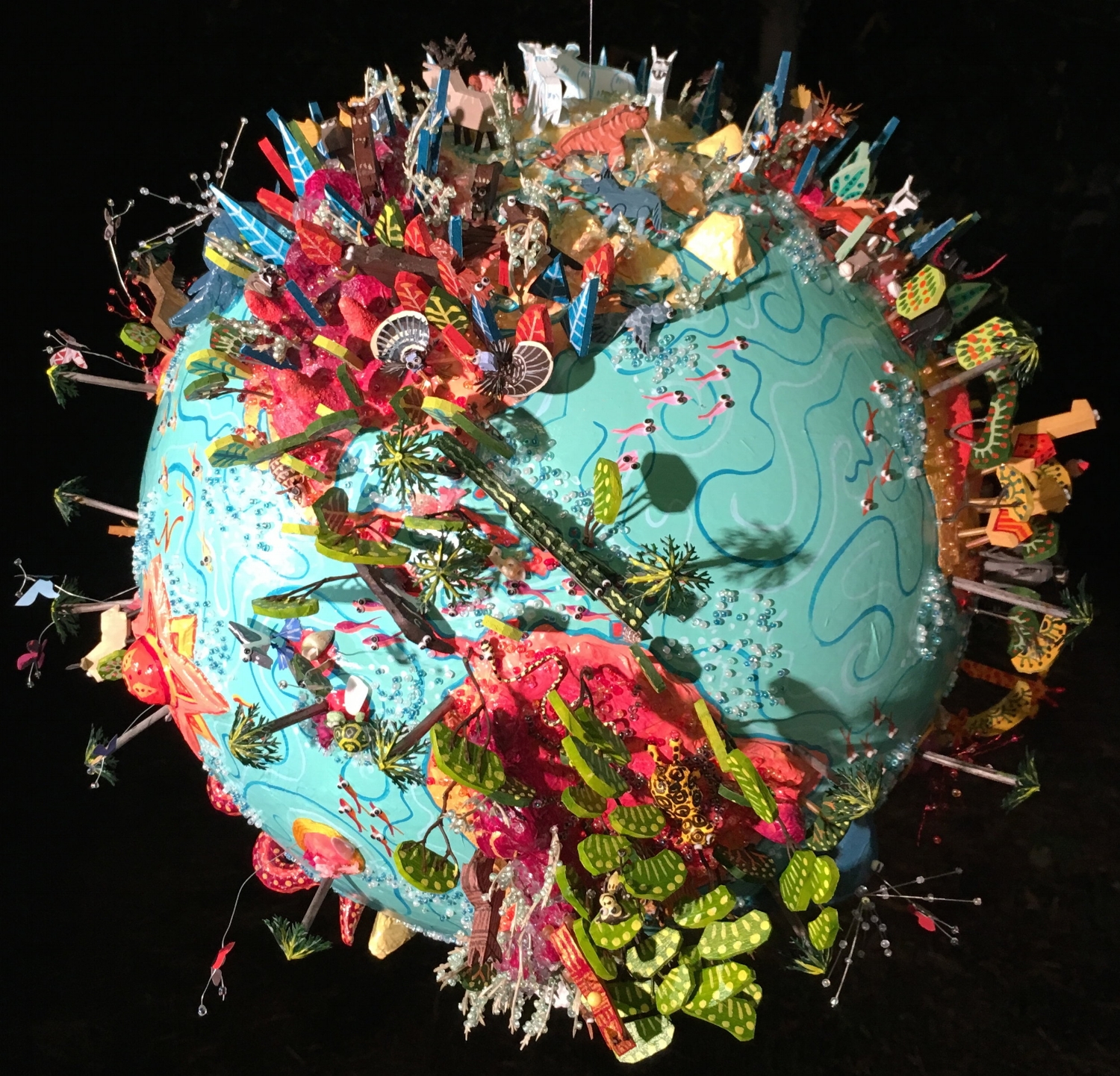 Wildlife Globe - The Americas - Night