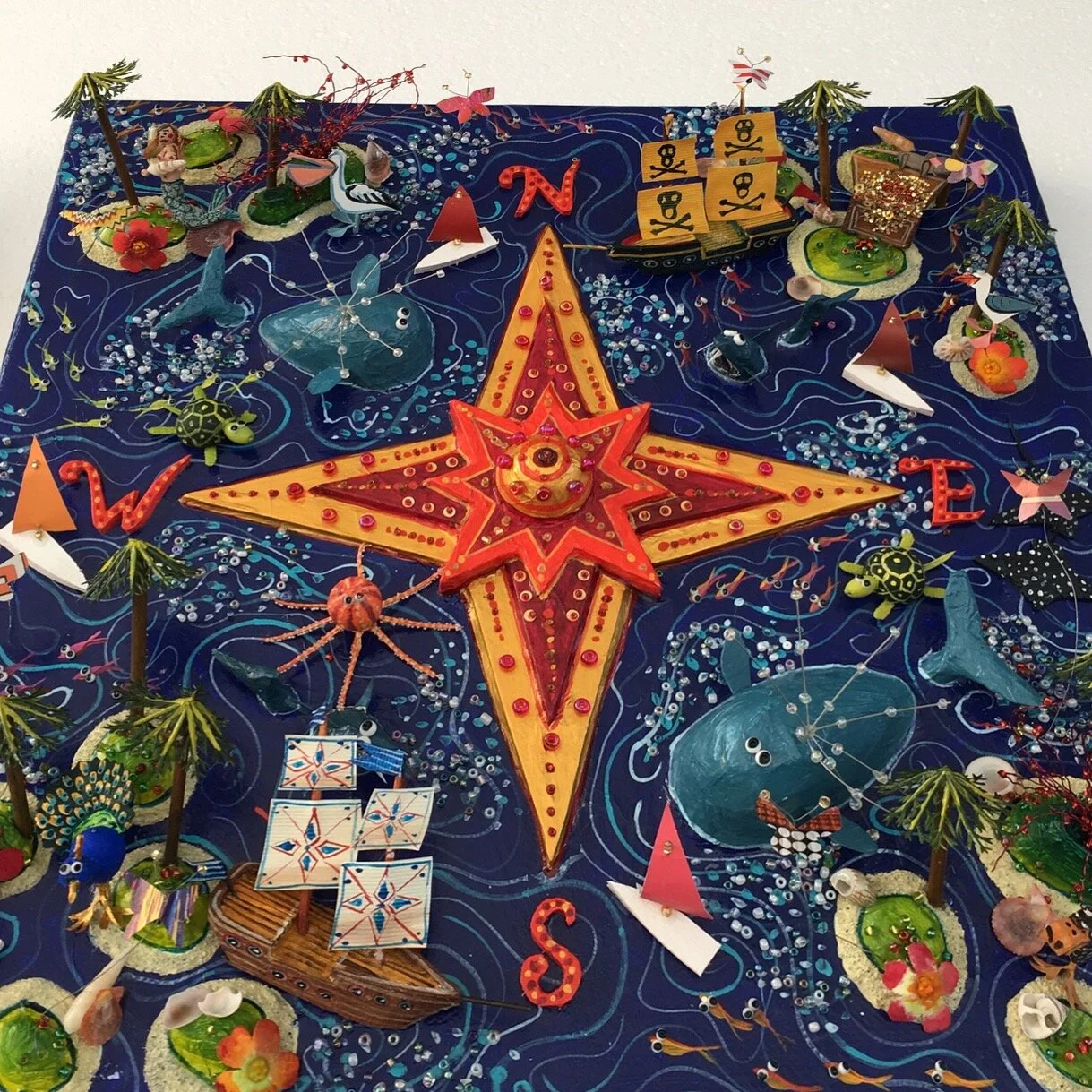 Map Compass - 25cm x 25cm