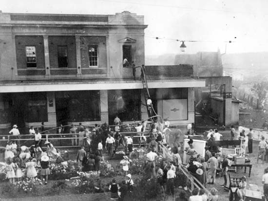 1948 - Town Hall was again destroyed by fire.