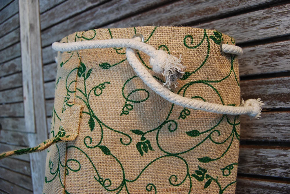 multi cycli ecologische draagtassen // jute bedrukte stroptas //