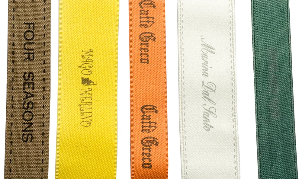 c-bags gepersonaliseerd verpakkingsmateriaal // verschillende bedrukte linten
