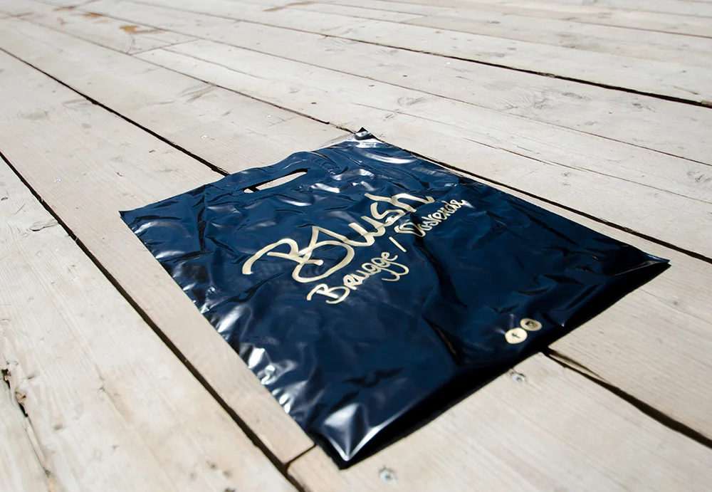 c-bags bedrukte draagtassen voor Blush // LDPE plastieken draagtasen 50 micron // LOW BUDGET!