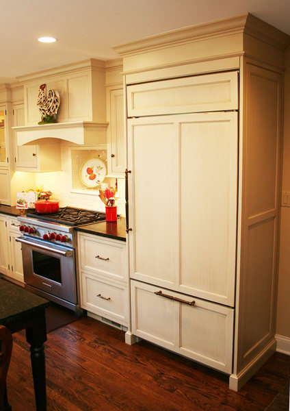 Built in refridgerator Custom Cabinets Penninton Kitchen optimized.jpg