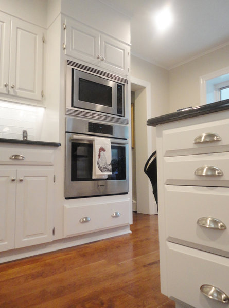 Hopwell Kitchen Remodel Stainless Double Oven Wood Floors optimized.jpg