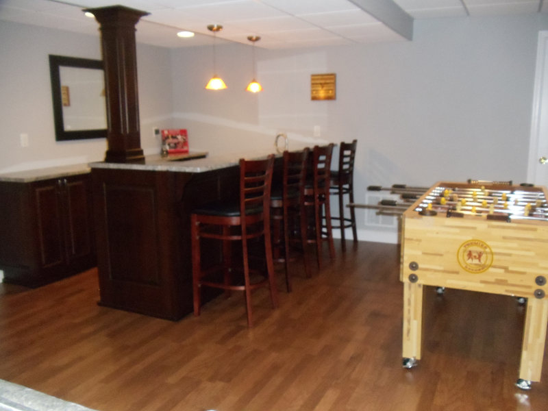 A&E Construction Basement Gameroom Bar Family Room optimized.jpg