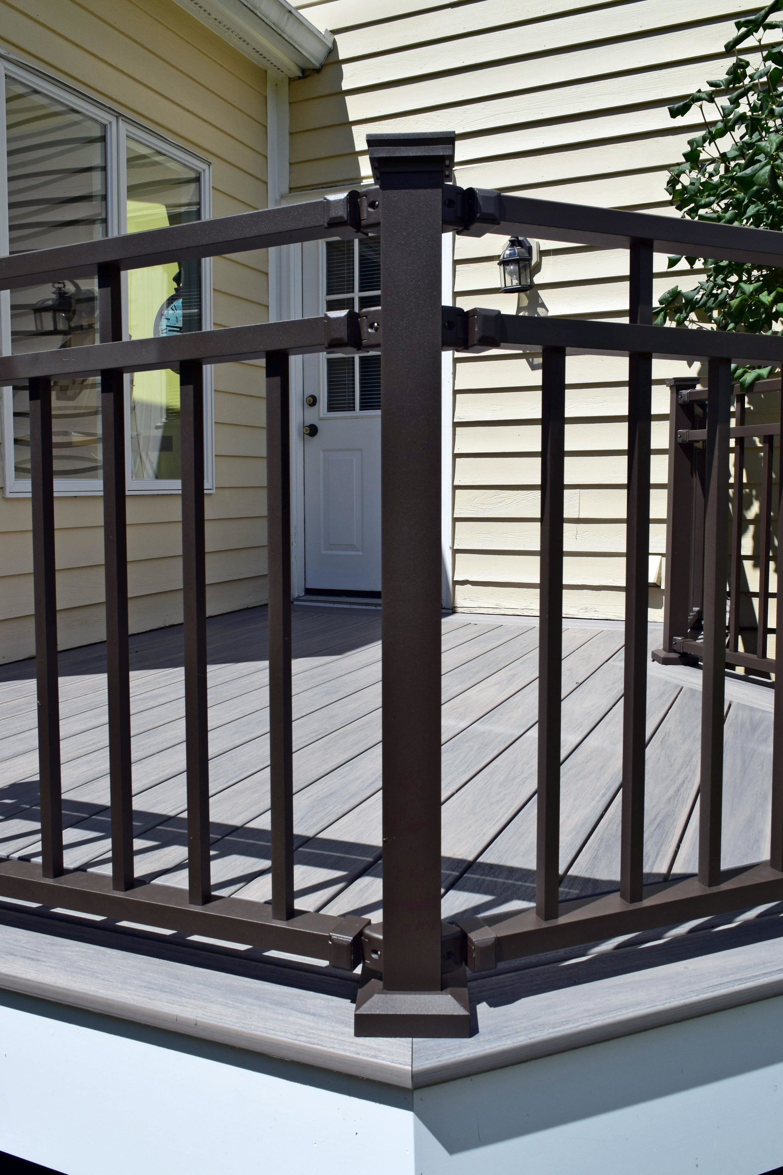A&E Construction Wolf Deck 7 EDIT-min.jpg