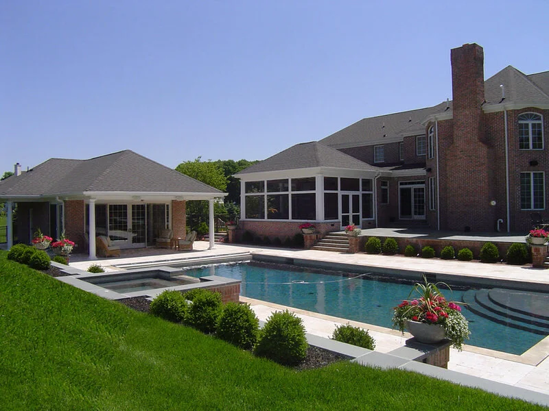 Pennington+Pool+House+Outdoor+Kitchen+Hot+Tub+optimized.jpg