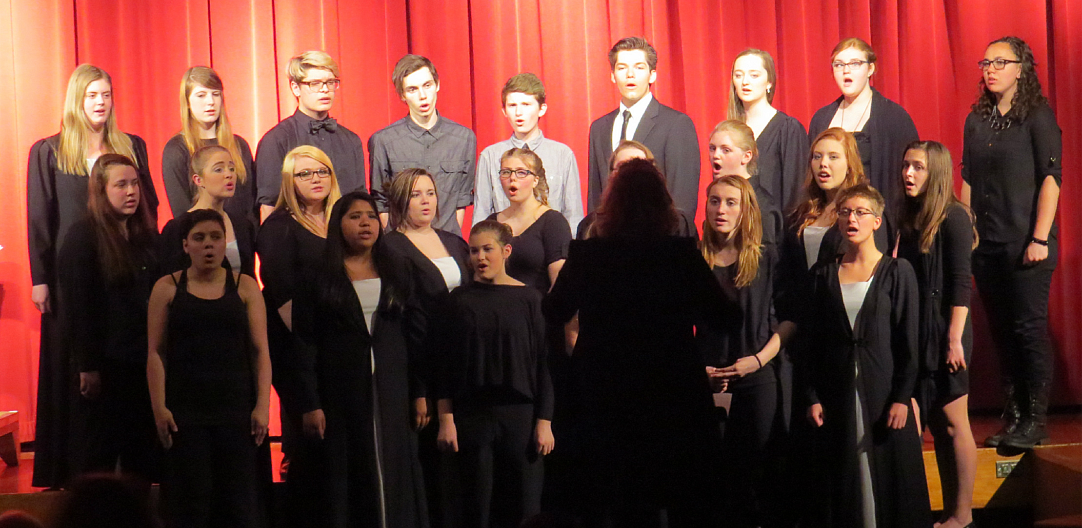 Fine Arts Choir at Laker High School