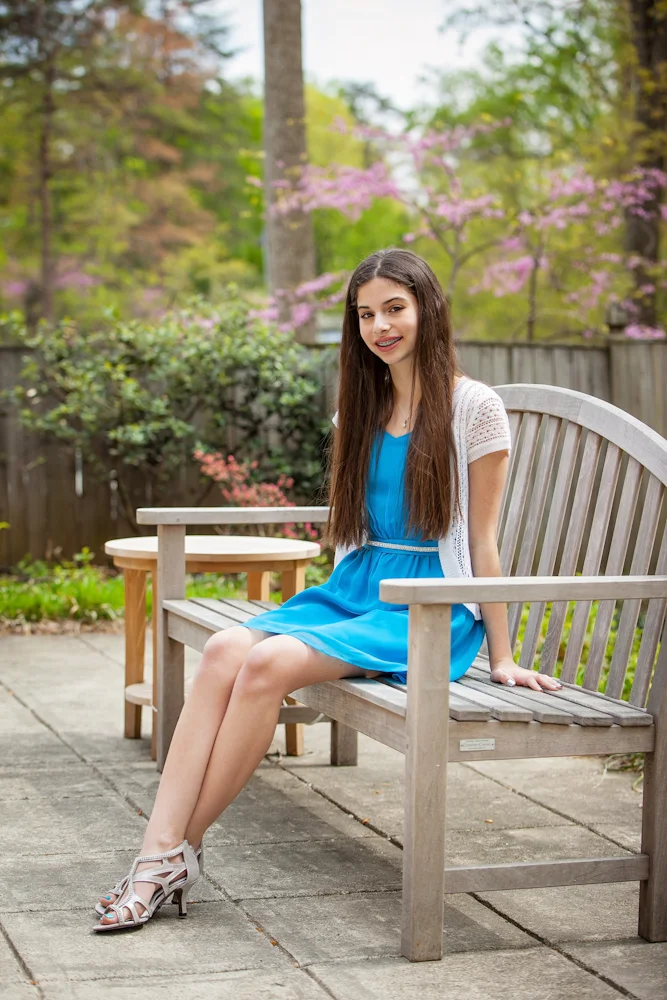0169_AmandaJoyPhotoGraphics-Portraits.jpg
