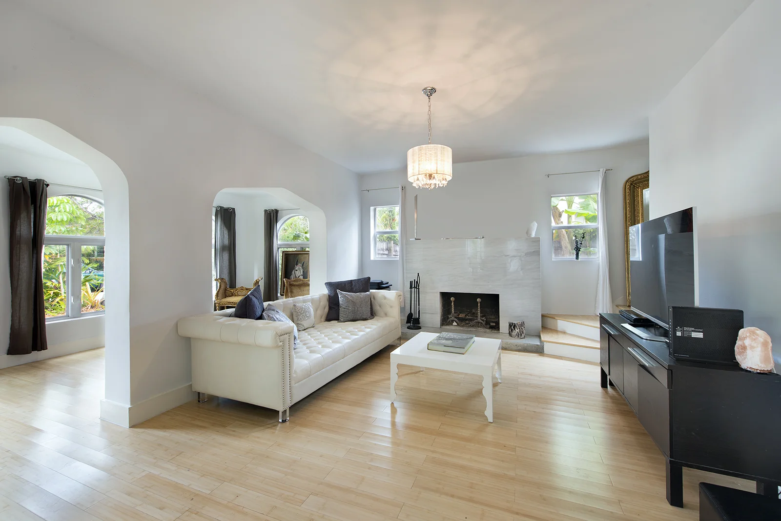 768 NE 72nd St-03.jpg