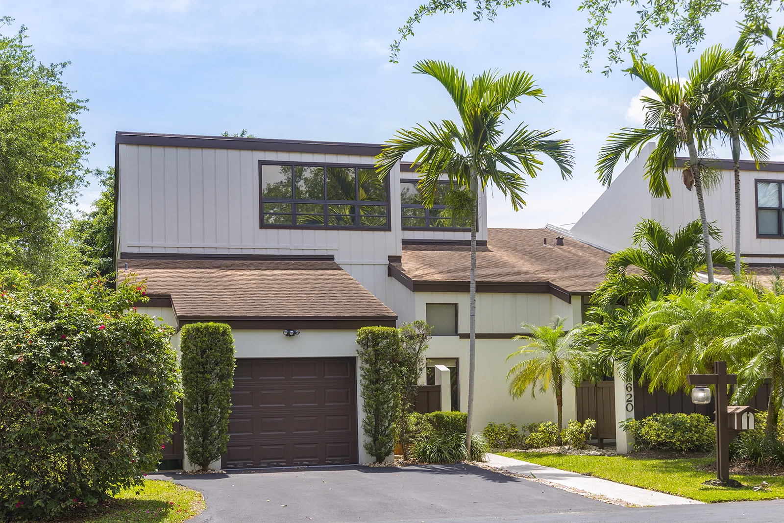 8620 SW 94th St-01.jpg