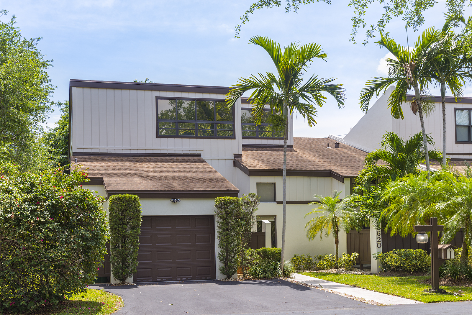 8620 SW 94th St-01.jpg