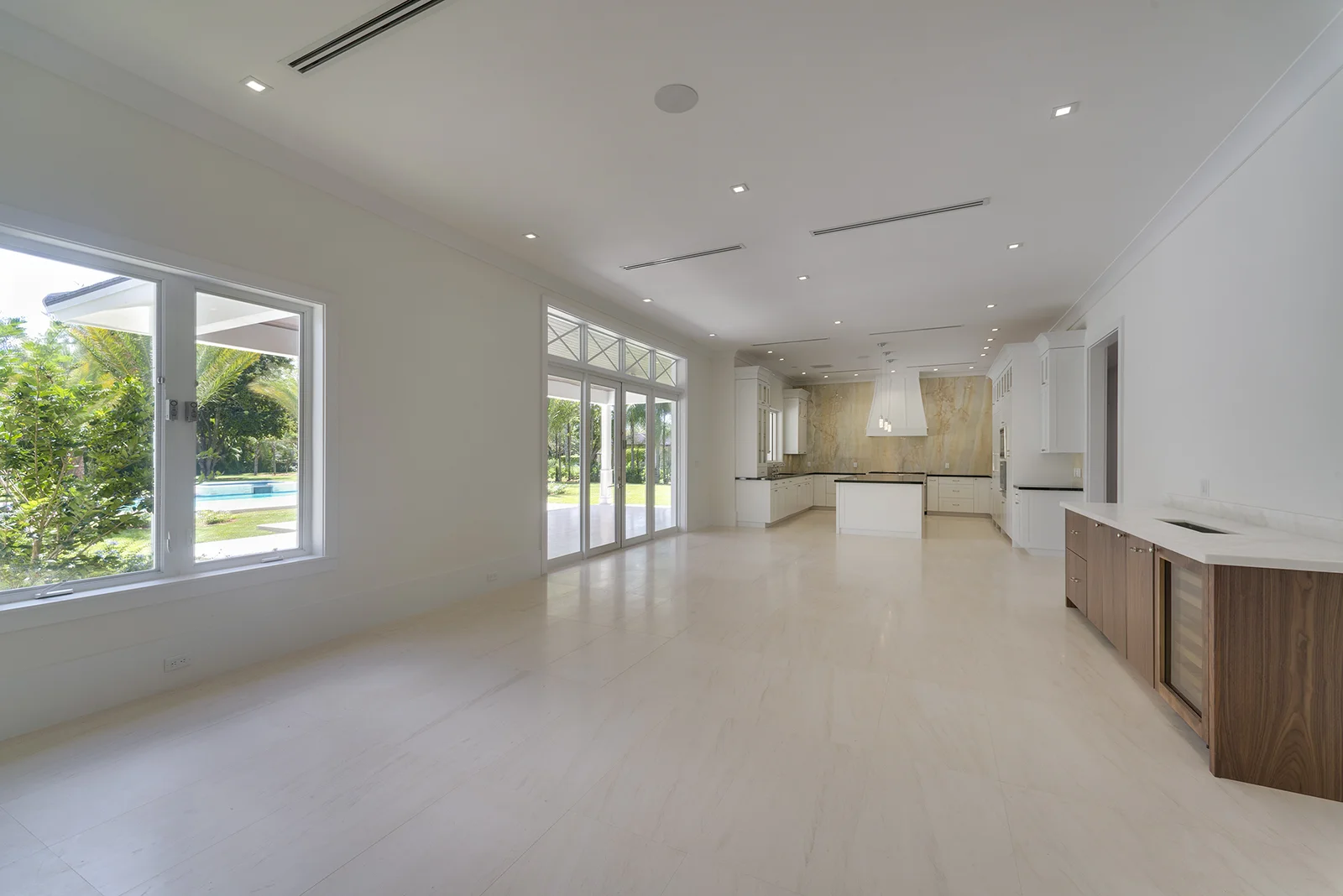 7402 SW 102nd St-03.jpg