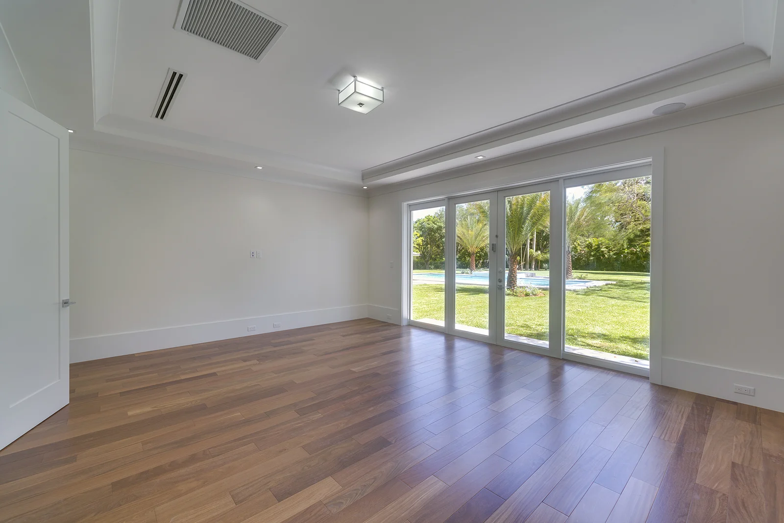7402 SW 102nd St-16.jpg