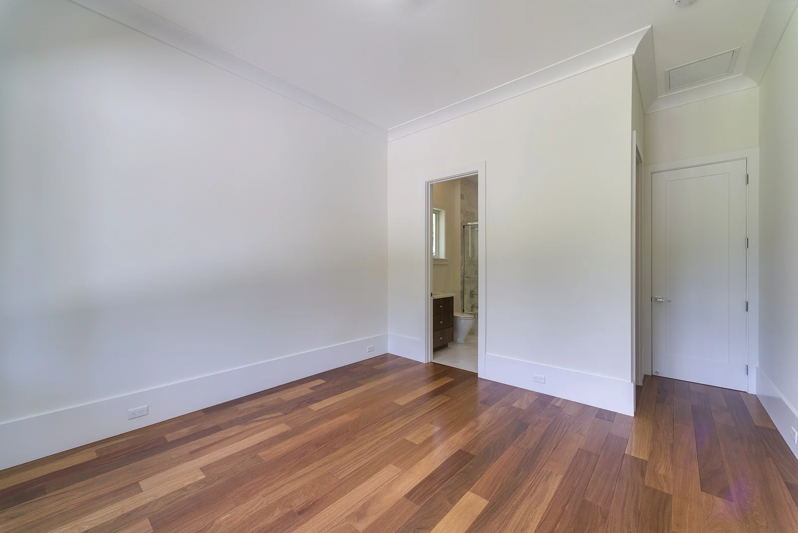 7402 SW 102nd St-21.jpg