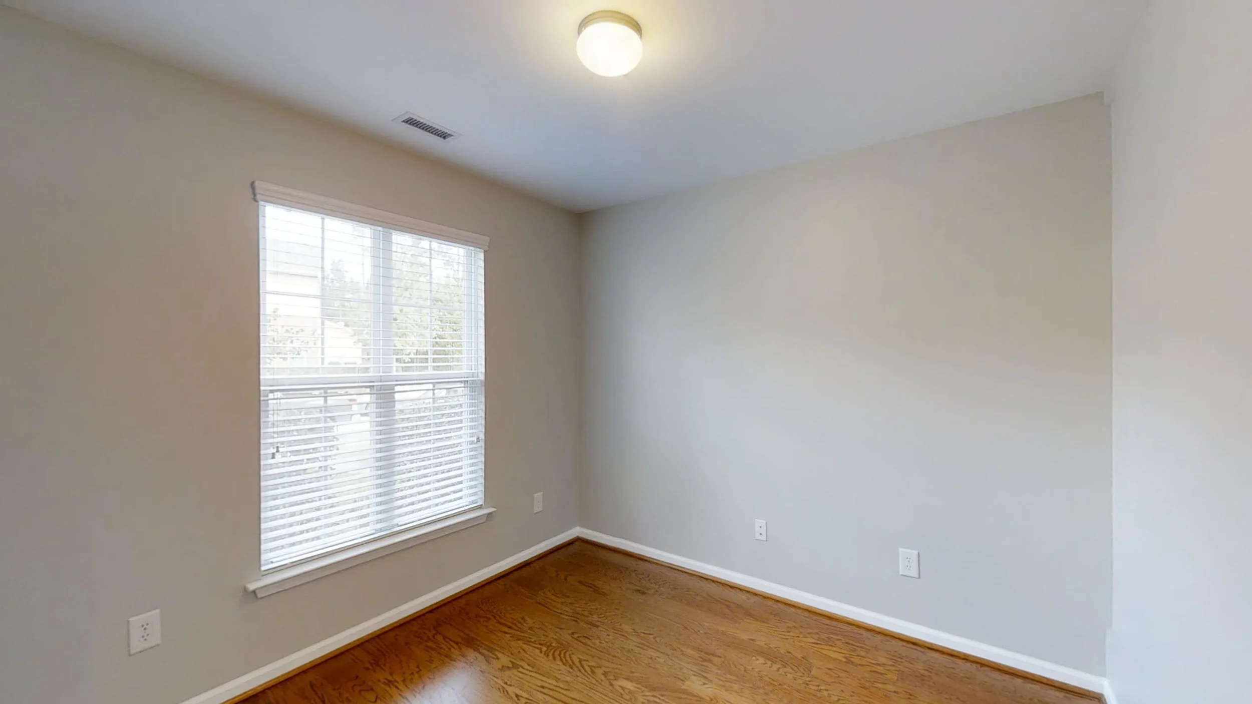 2133-Kedvale-Ave-10032018_011803.jpg