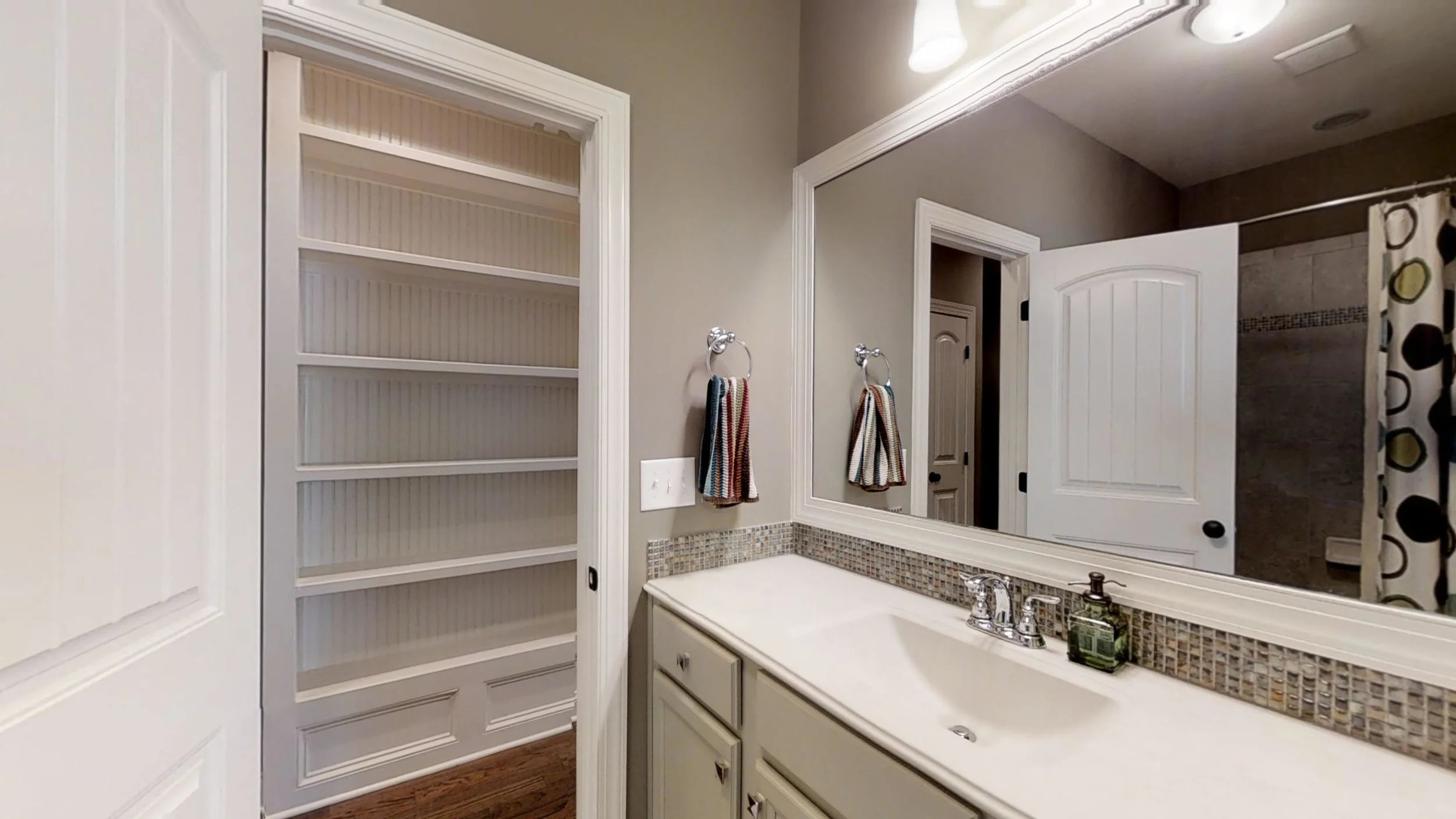 1508-Ridgeway-Bluff-Court-01272019_212418(1).jpg
