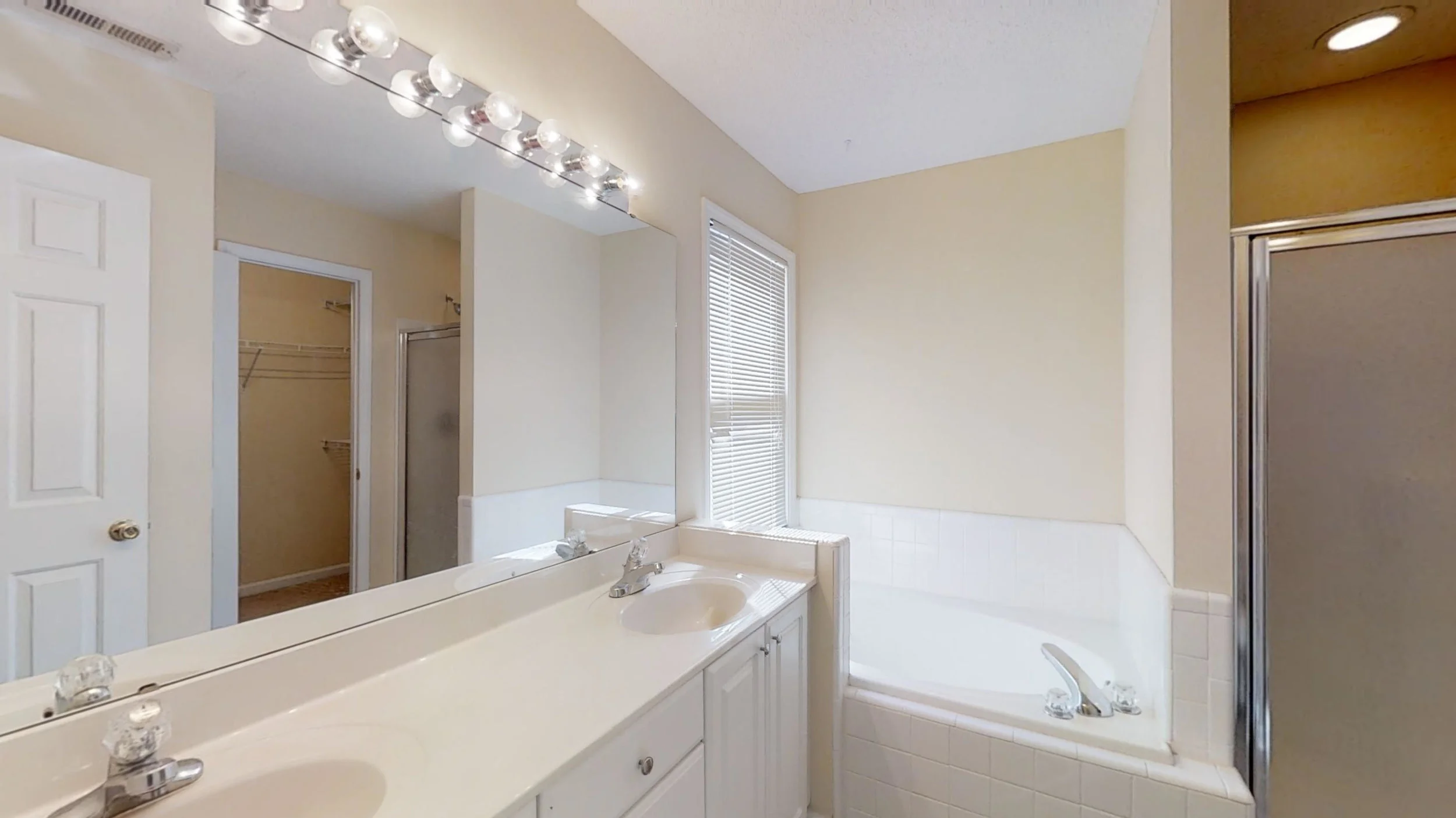 4910-Willowtree-Lane-06042019_210943.jpg