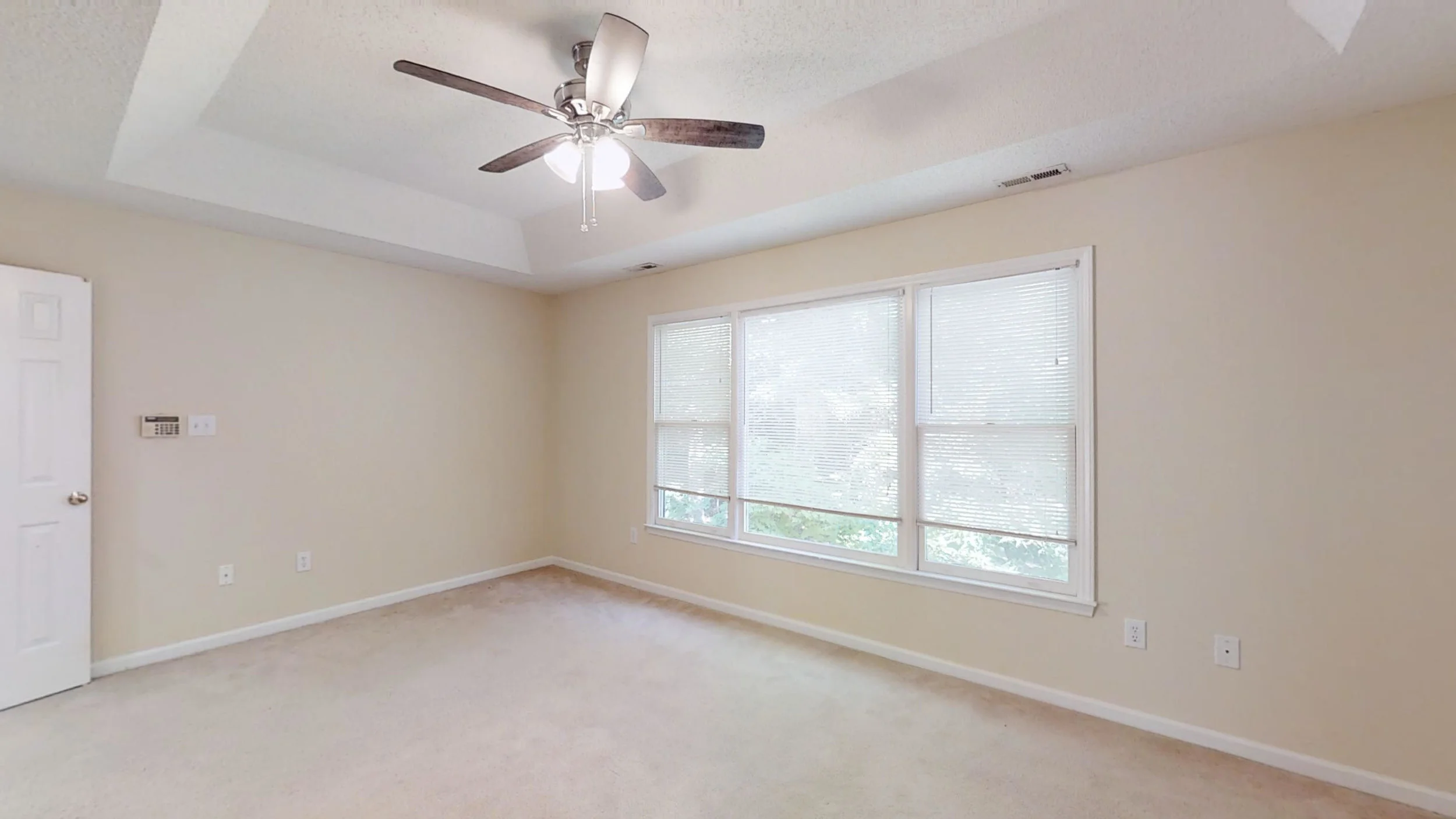 4910-Willowtree-Lane-06042019_210933.jpg
