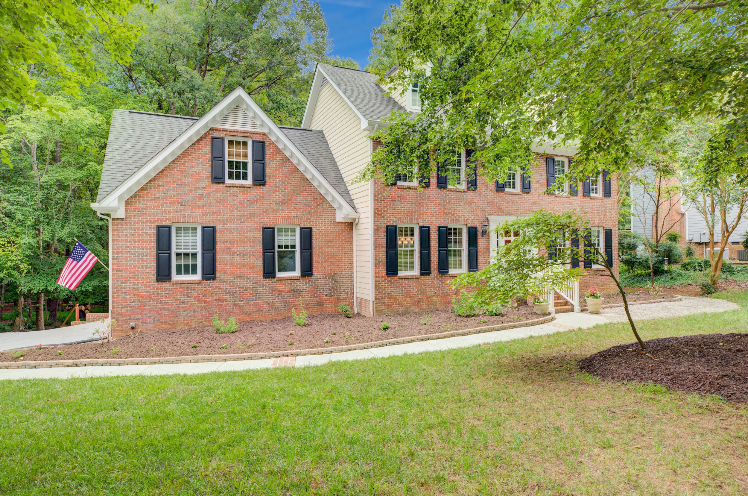 1309 Woodmanor Drive-2.jpg