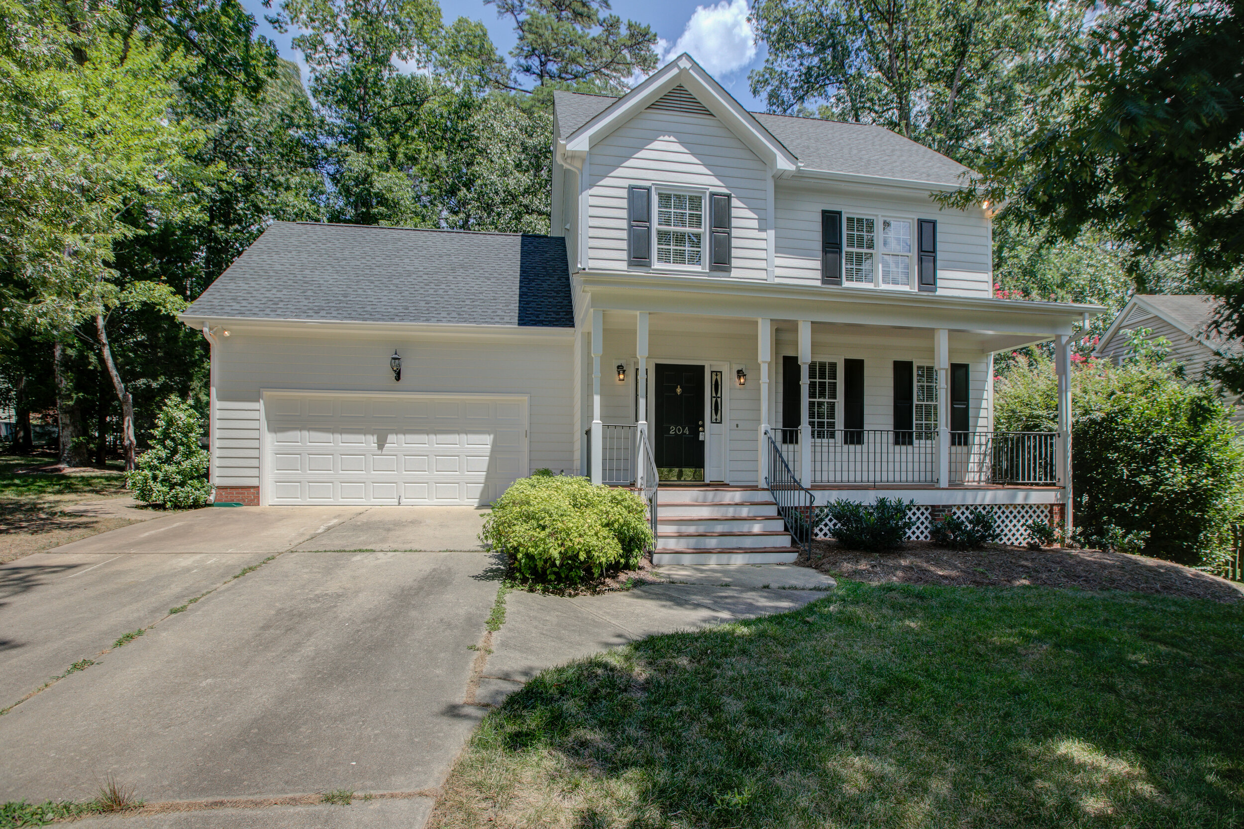204 High Maple Court-2.jpg