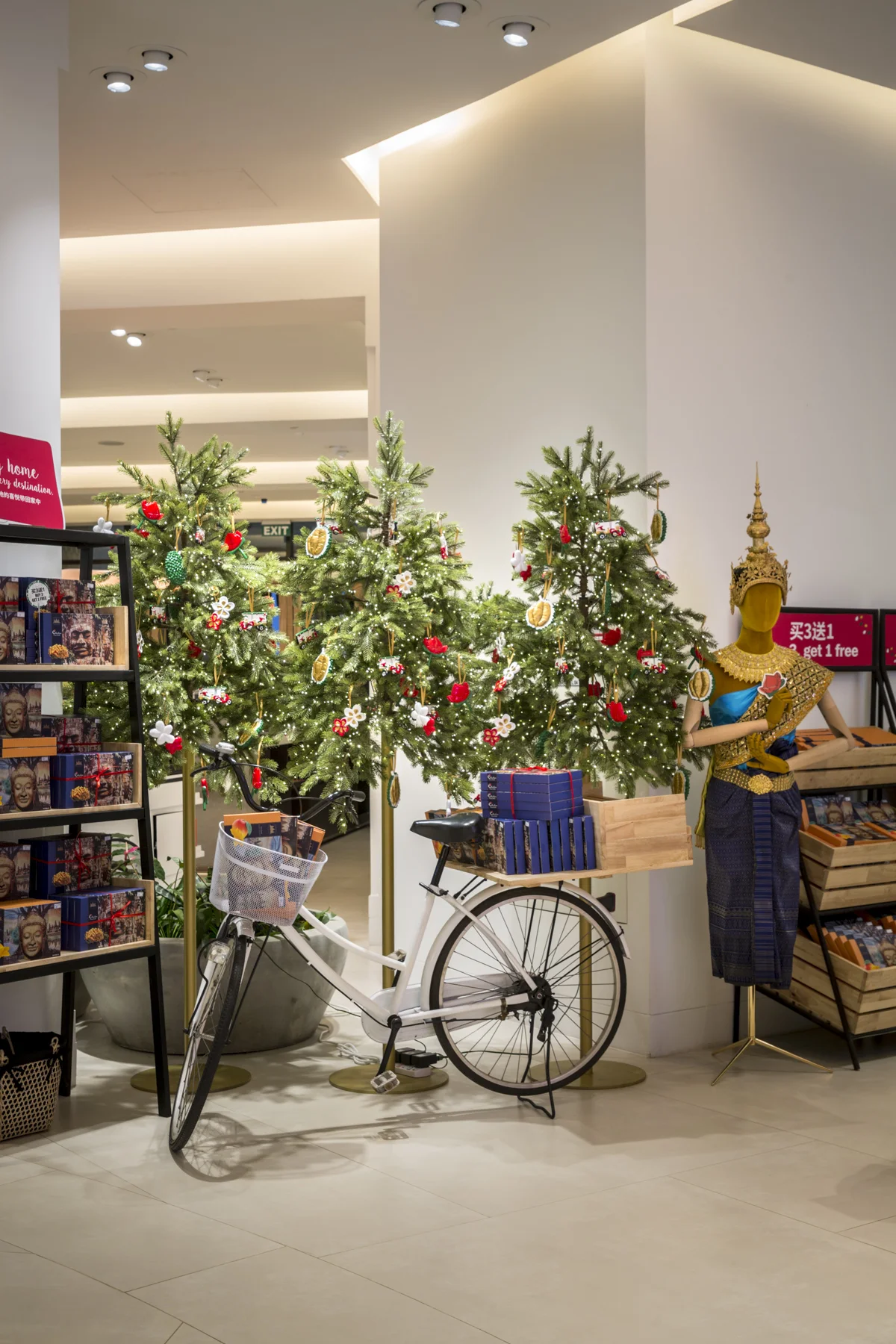2017-12-01 DFS T-Galleria Christmas Event-0202.jpg