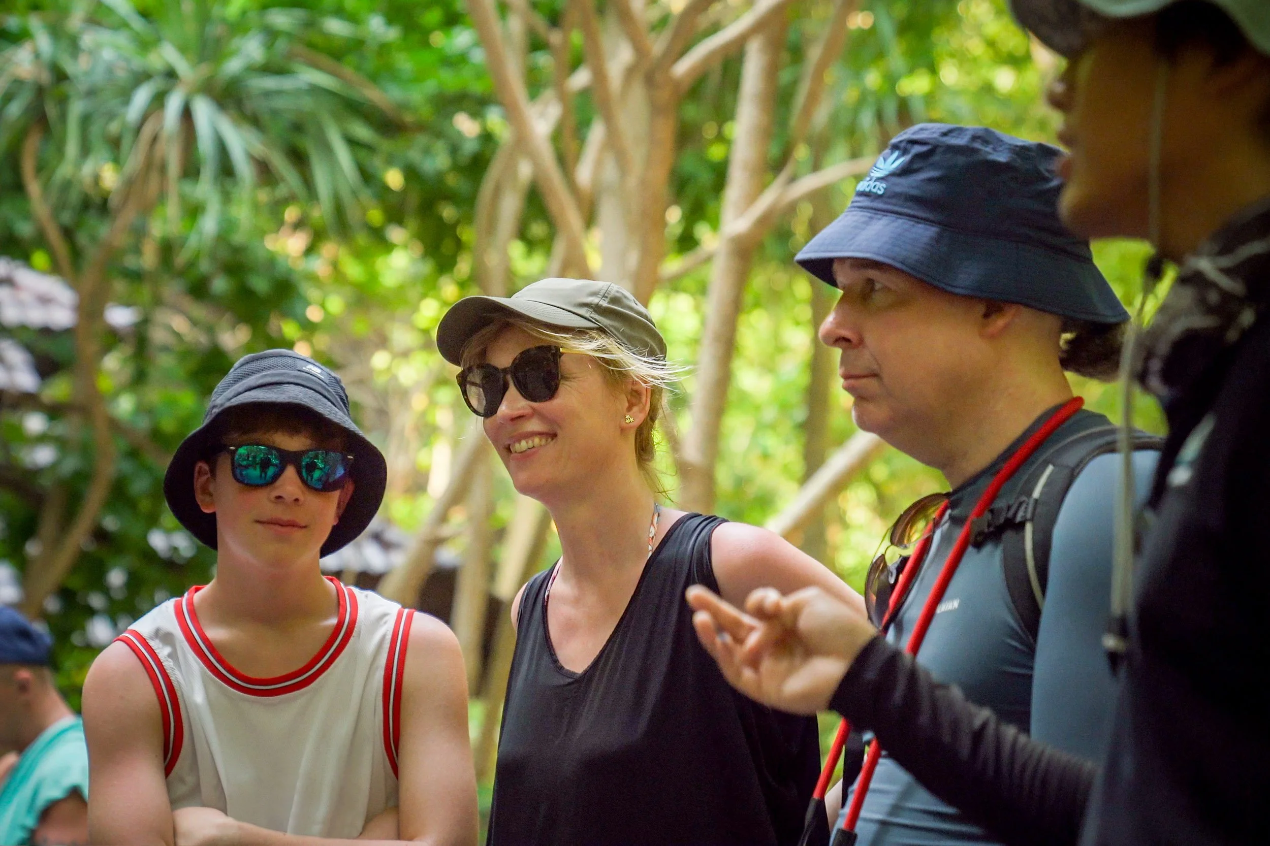 2023-04-11 Phi Phi Explorer video-0036-02-Edit.jpg