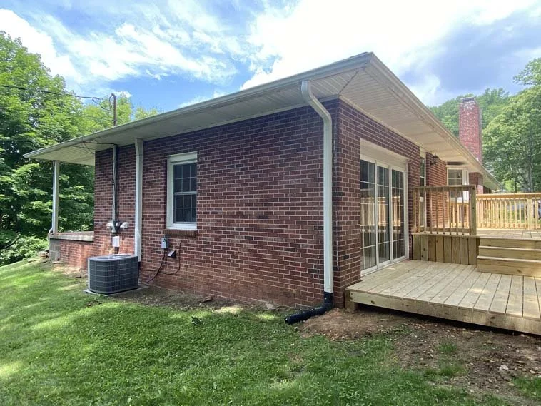 MLS 244100 • SOLD! Near downtown Boone, new open decks, privacy fence