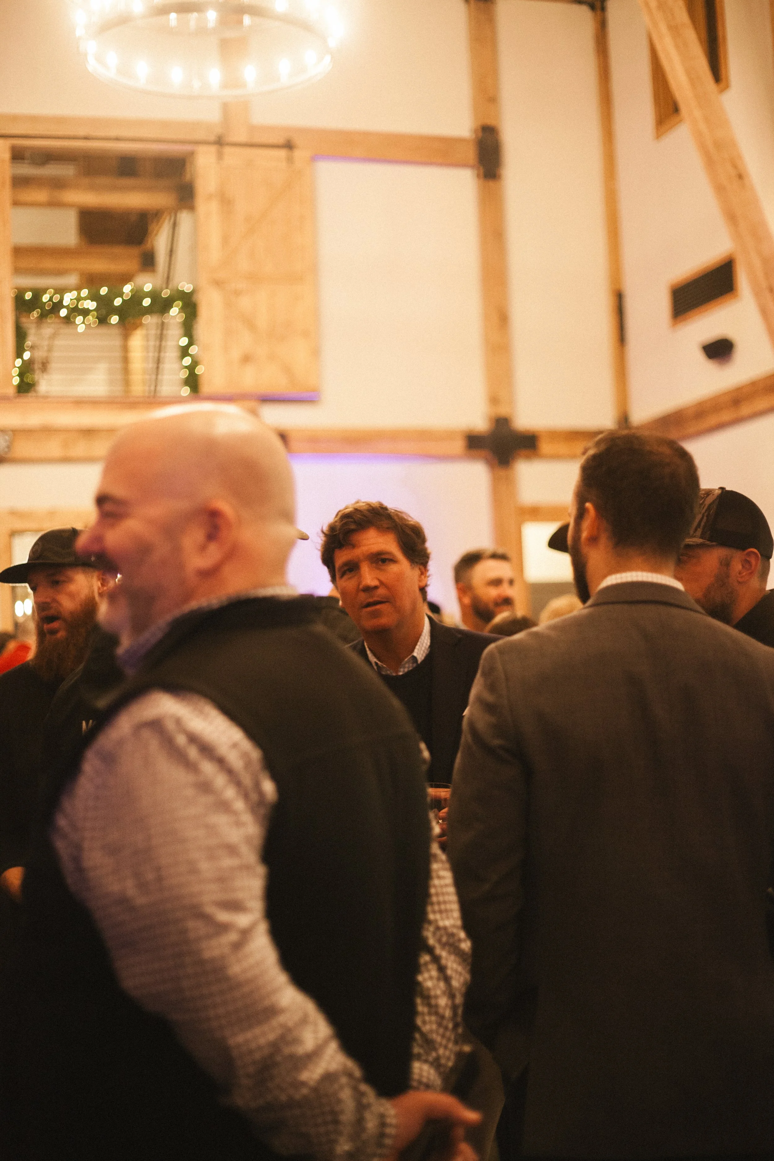 Tucker Carlson, Nashville