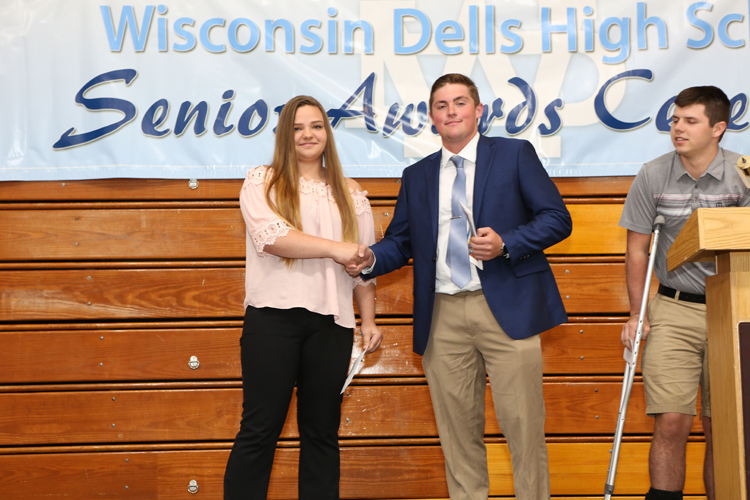 2018 Senior Awards Ceremony20180516_1 (1).jpg