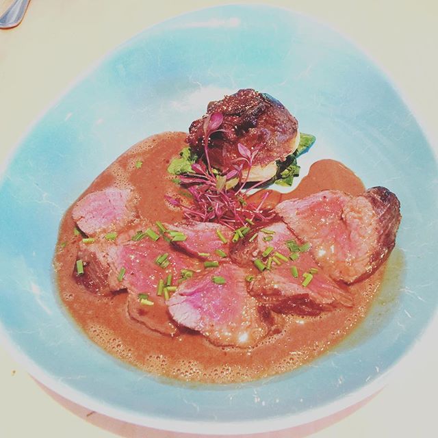 Ostrich fillet, wilted spinach, fig and onion tart & red wine jus. Paired with Doolhof The Minotaur 2008. Ratings Meal 9/10 & Wine 8/10. Good pairing, food was really great. Good helping too.
