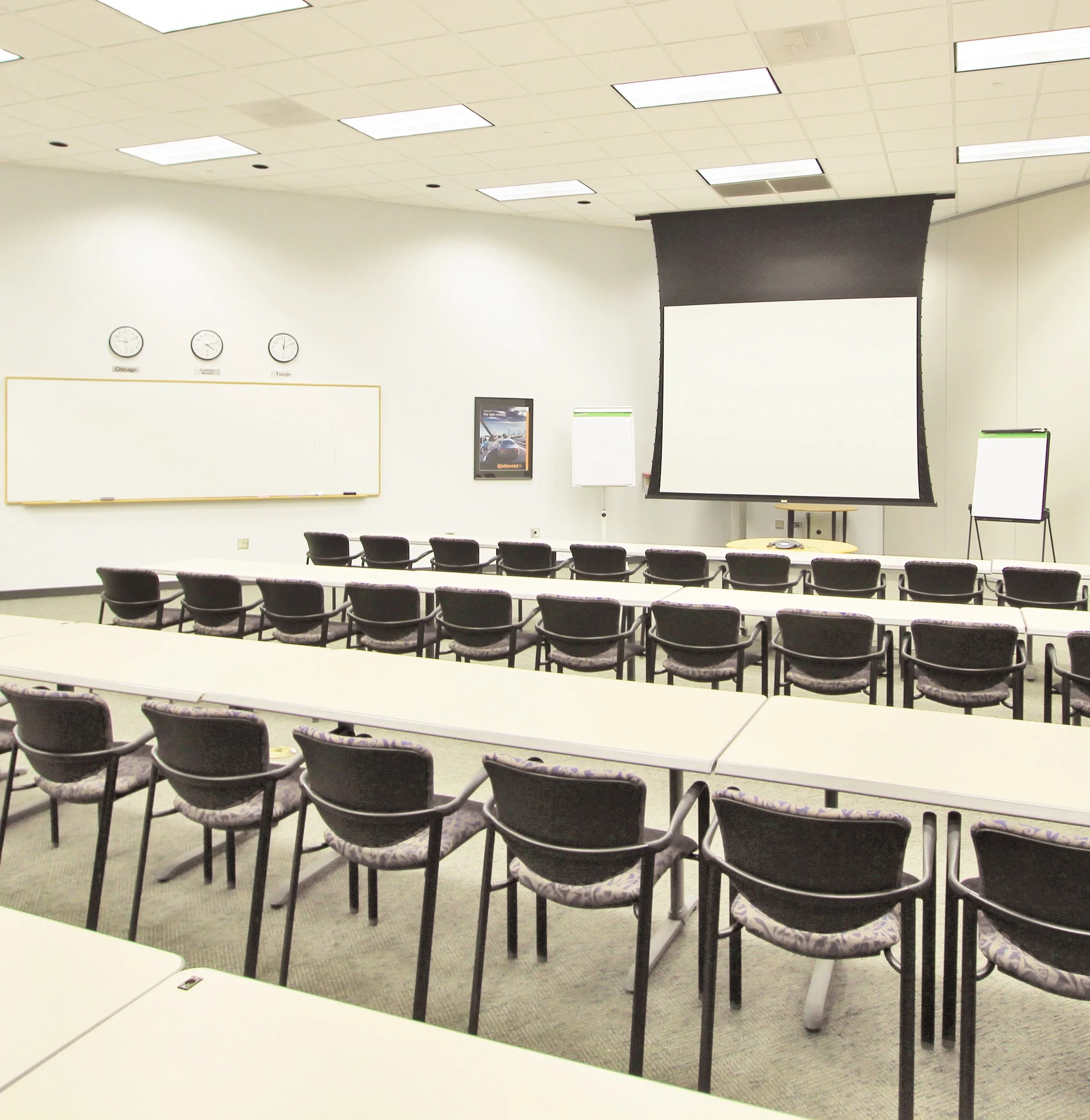 Conf Room IMG_3723 (2).jpeg