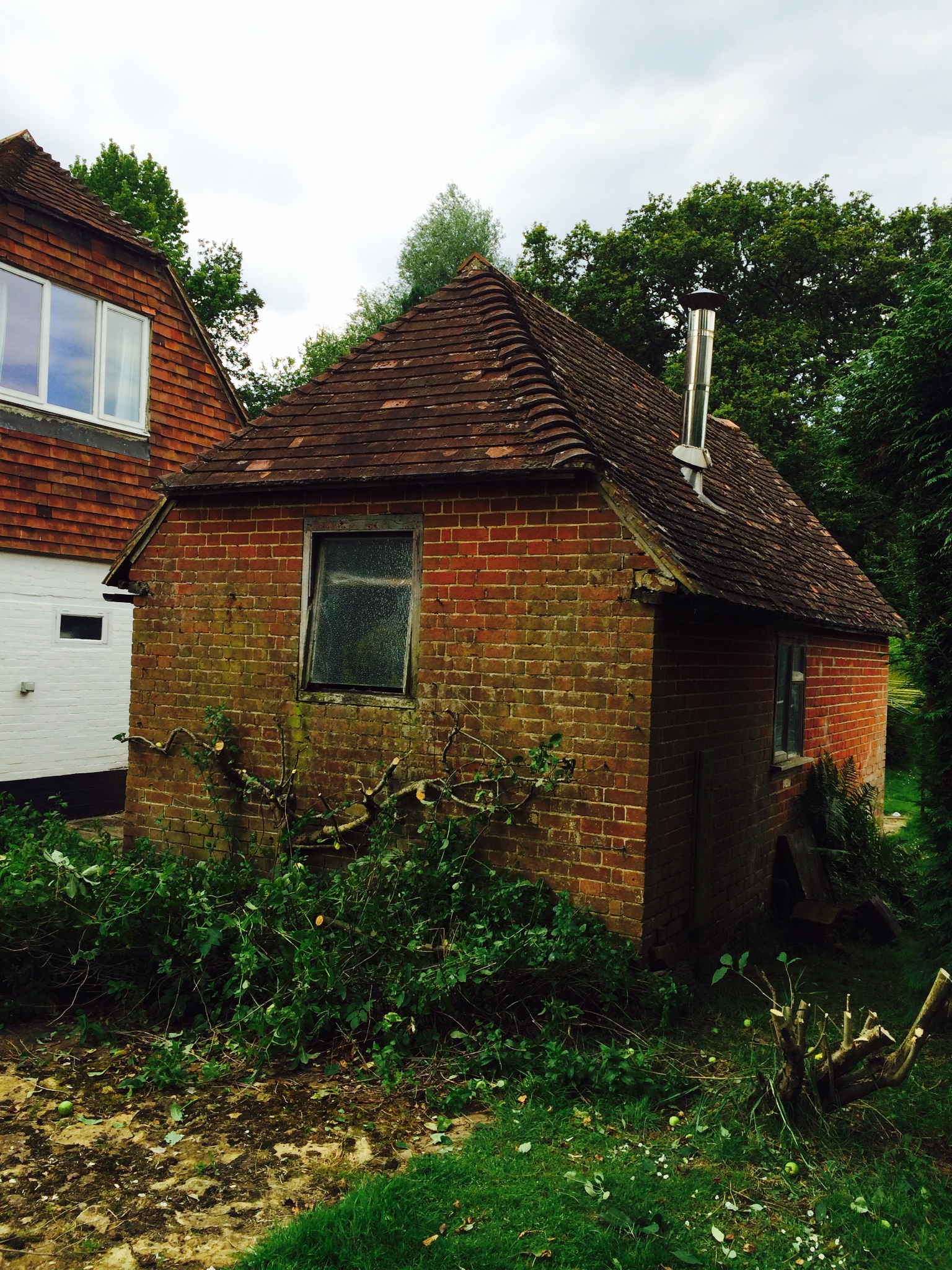 Pool house before.jpg