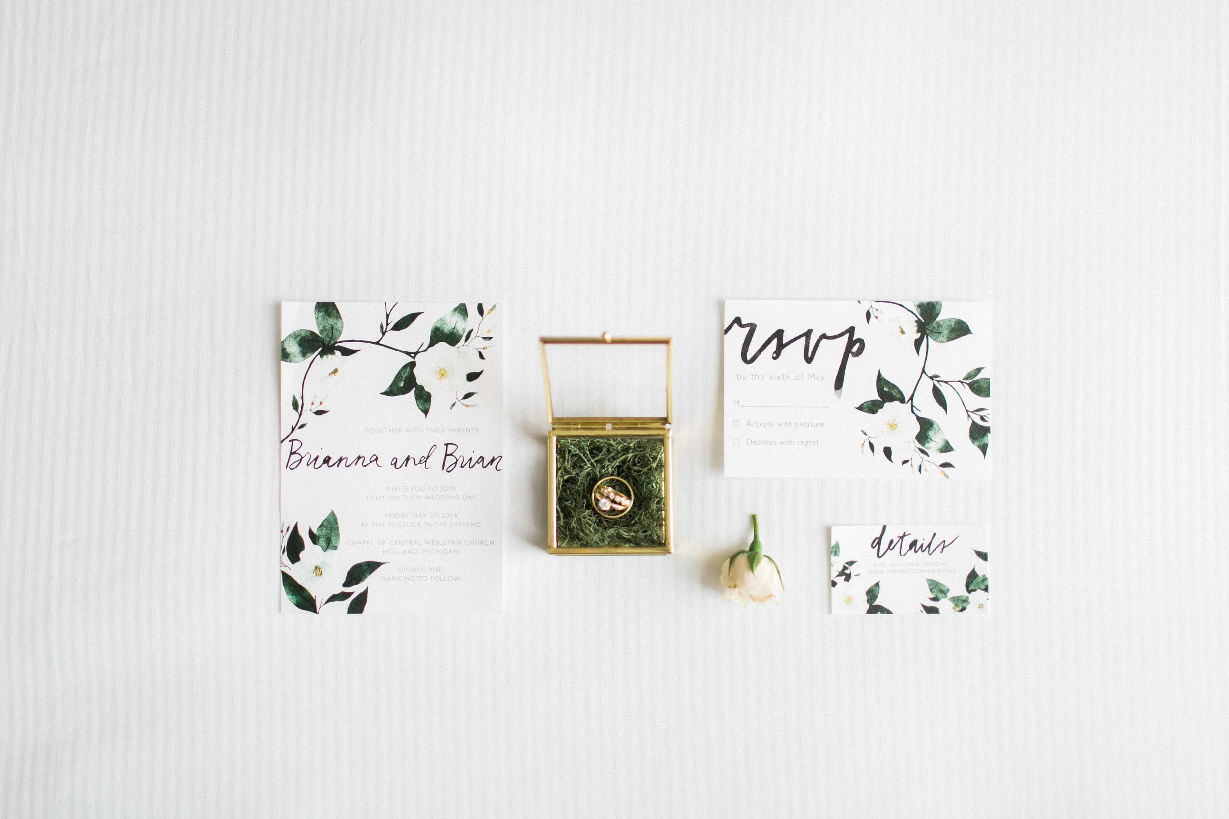 MaydenPhotographySeattlePhotographerOrganicWeddingInvitations
