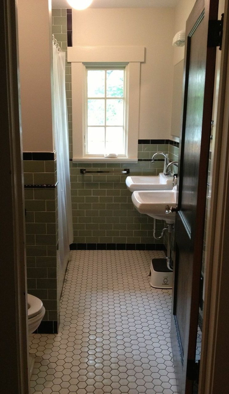 Small Bathroom Updating