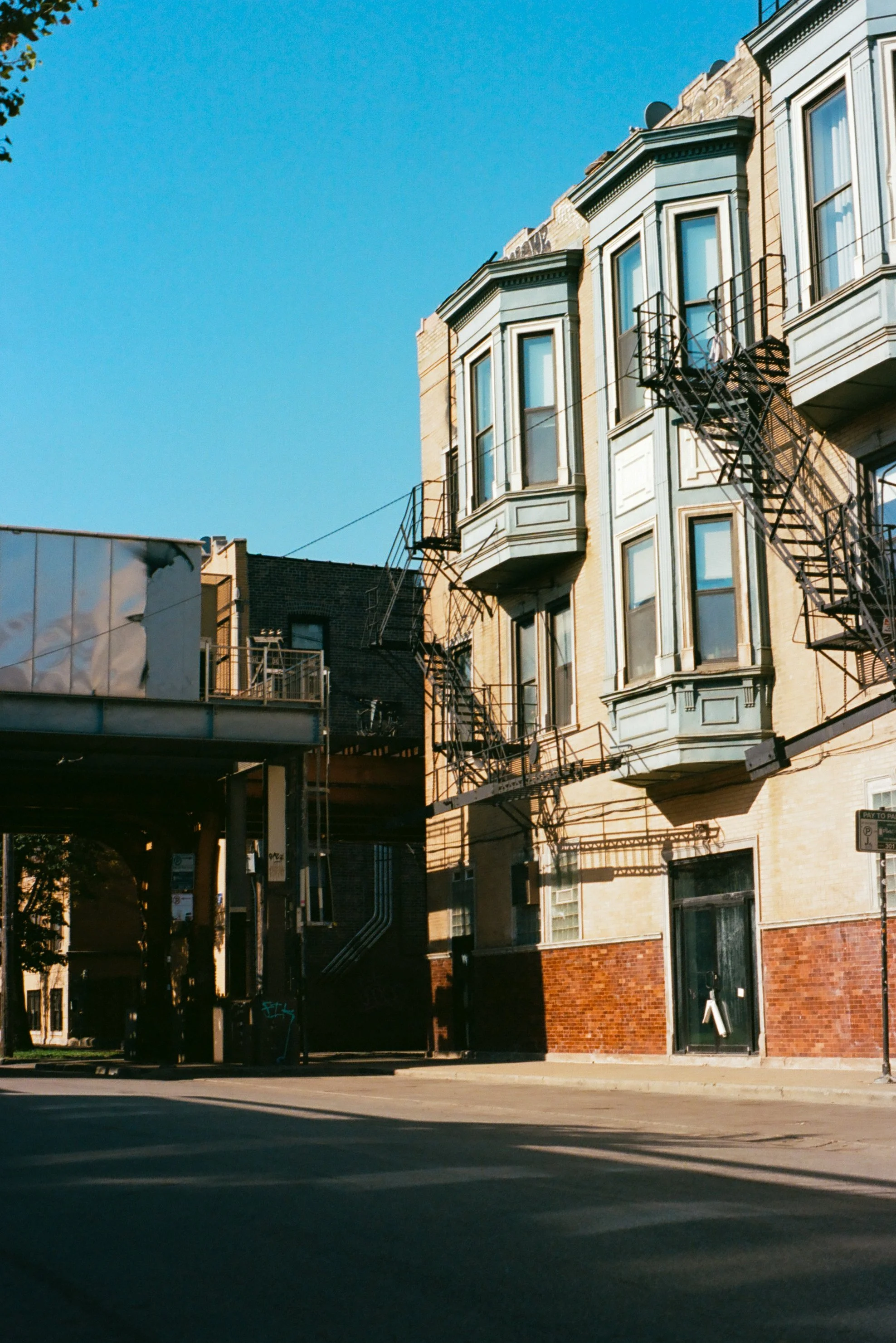12 23 35mm Film (SF, Chicago)-33.jpg