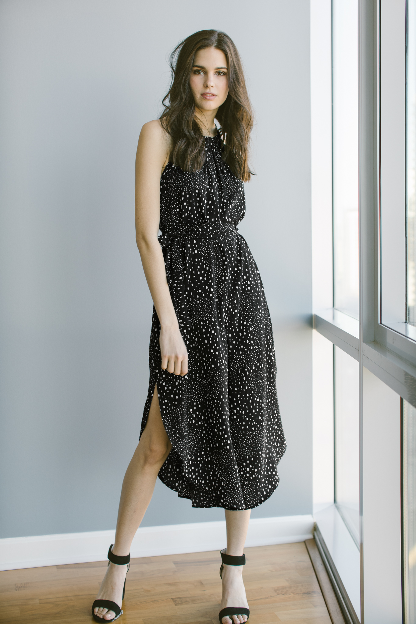 polkdadot jumpsuit via sophiareyes.com