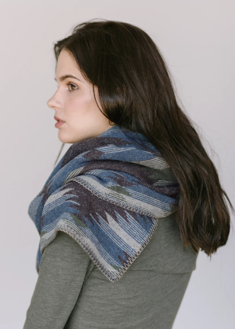 winged scarf via sophiareyes.com